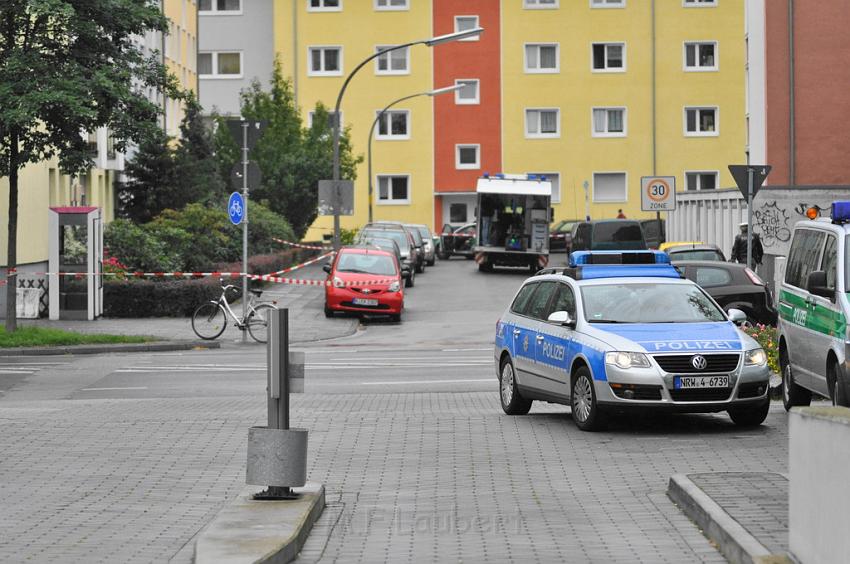 Kofferbombe entschaerft Koeln Graeffstr Subbelratherstr P029.JPG